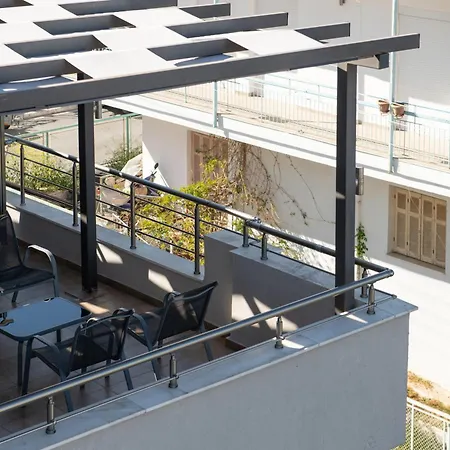 Stayinn Luxury Hotel apartamentowy Nea Kallikrateia