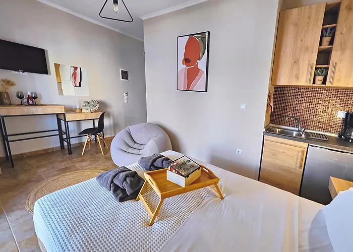 מלון דירות Stayinn Luxury 3*